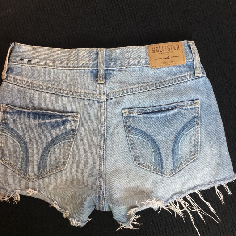 Hollister Jean shorts - Picture 2 of 7